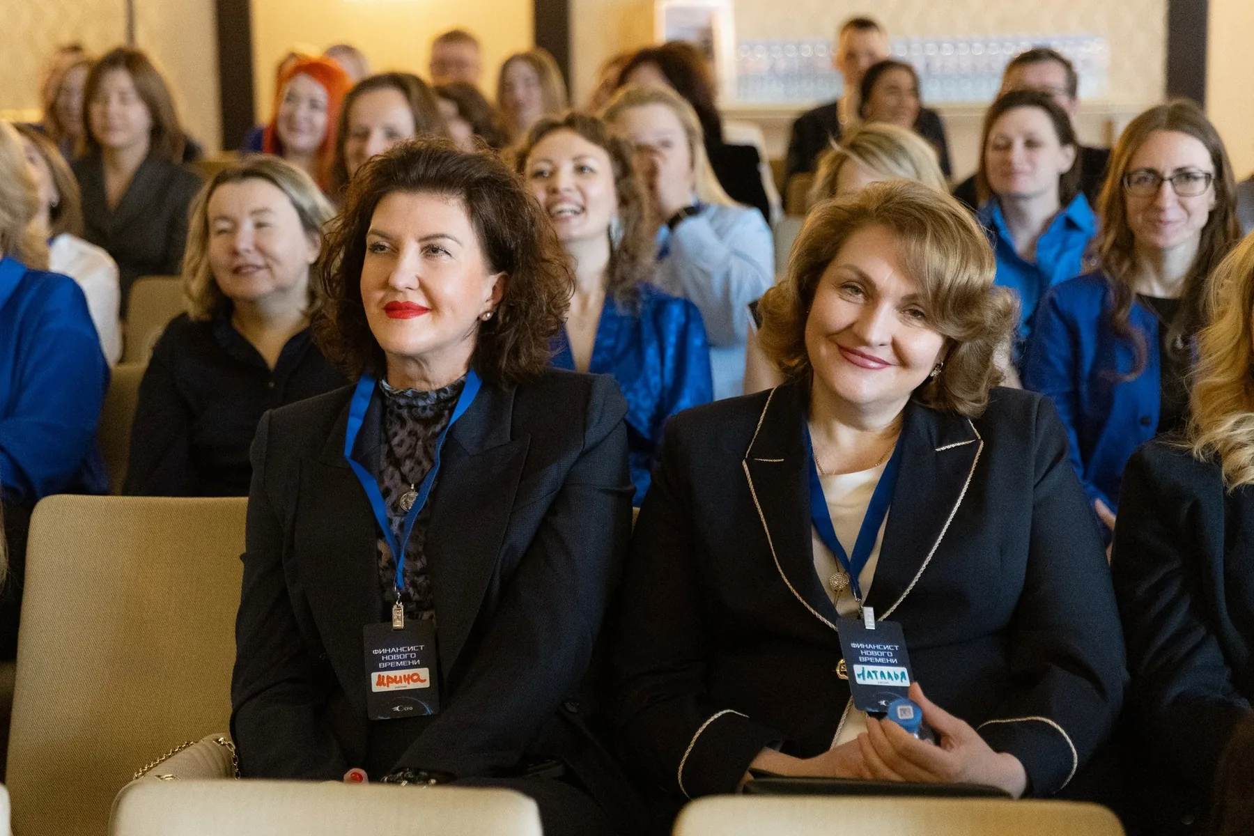 Участницы в зале